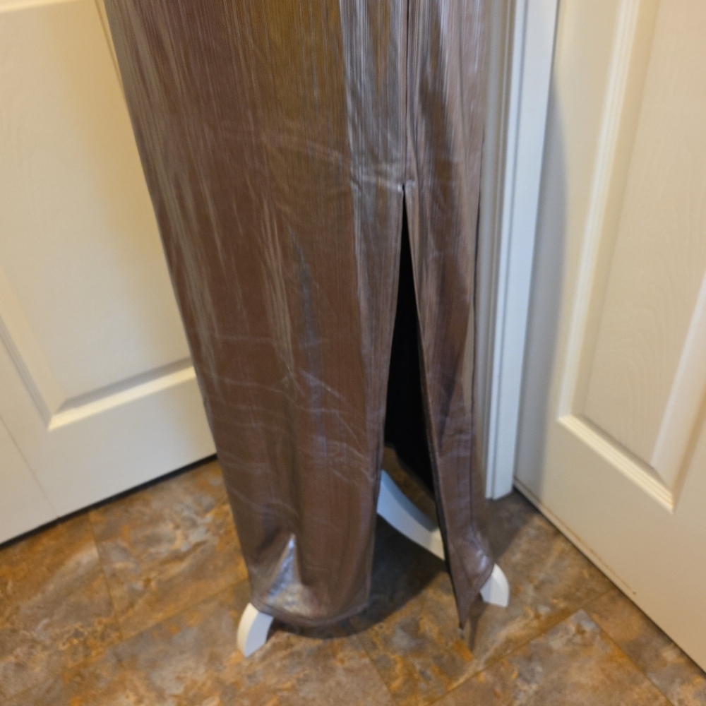 EMERSON LANG SILVER MAXI GOWN, SIZE M, NEW - Picture 12 of 13